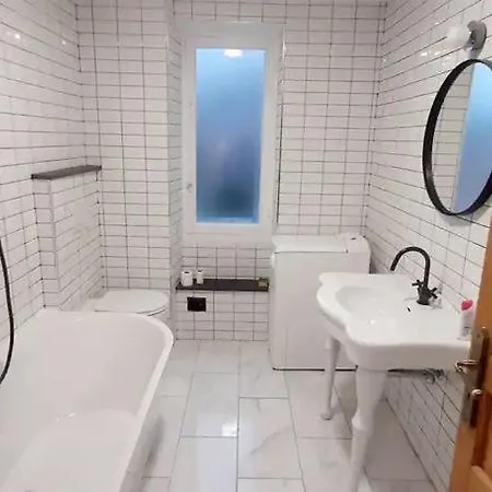 Elegant, Lumineux,central 2pieces A 200m De La Apartament Mentona